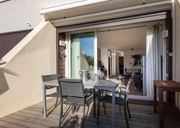 Le Cassis Heliopolis Luxe - Terrasse Plein Sud - Garage - Plage A Pied - Village Naturiste * Agde