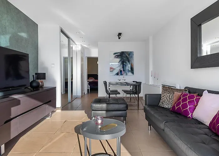 Apartment Le Cassis Heliopolis Luxe - Terrasse Plein Sud - Garage - Plage A Pied - Village Naturiste *